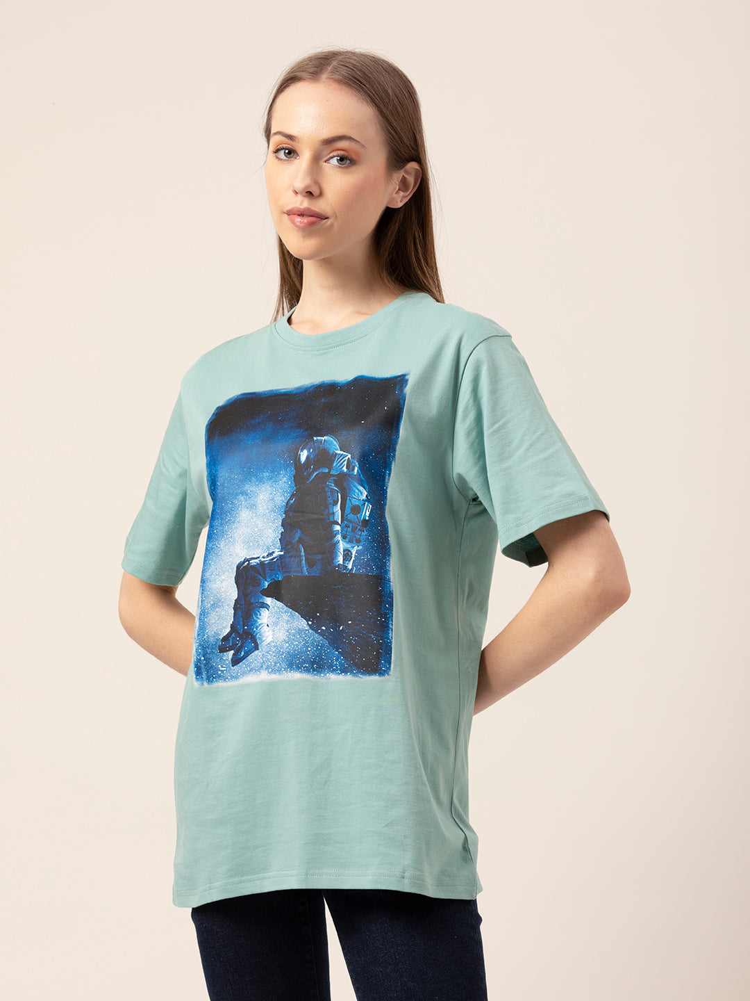Astronaut Women's Oversized T-Shirt
